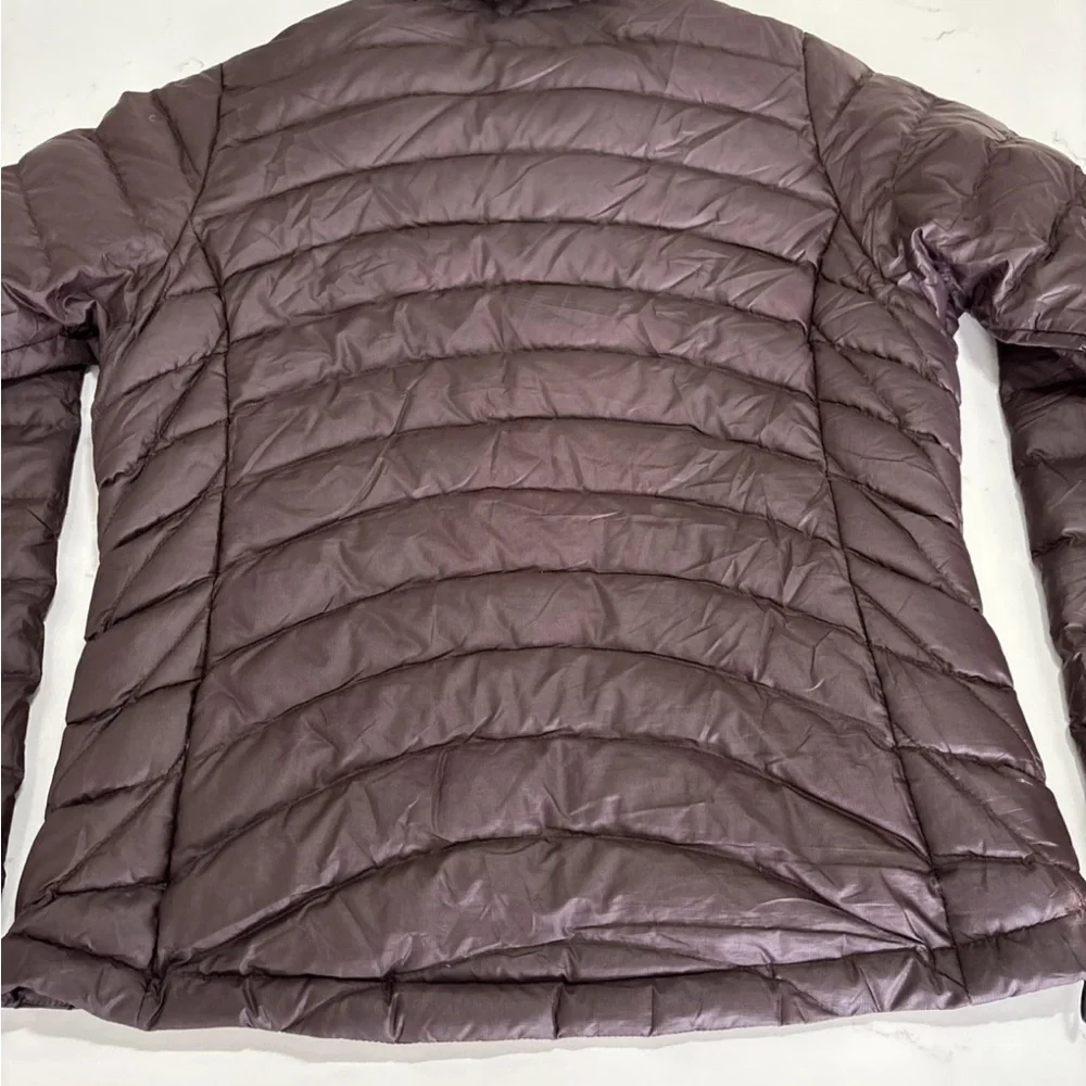 Patagonia Women's XS Brown Down Jacket